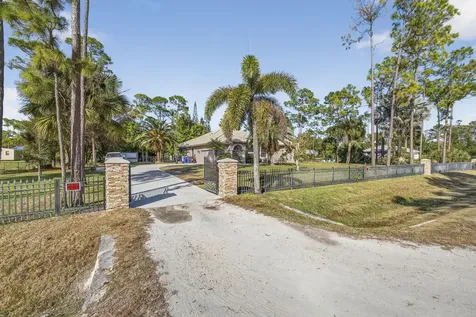 16107 86th Street Loxahatchee FL 33470