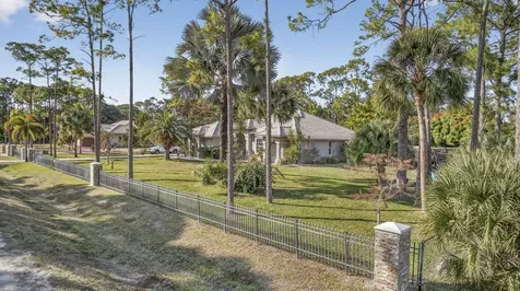 16107 86th Street Loxahatchee FL 33470
