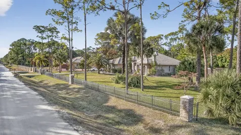 16107 86th Street Loxahatchee FL 33470