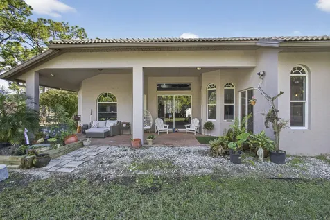 16107 86th Street Loxahatchee FL 33470