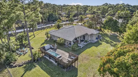 16107 86th Street Loxahatchee FL 33470