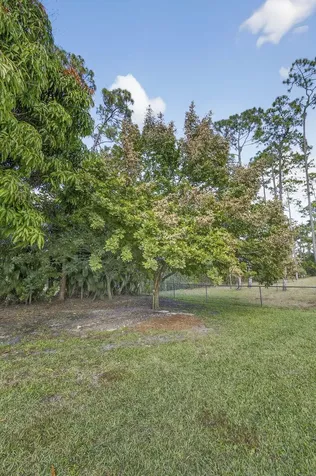 16107 86th Street Loxahatchee FL 33470