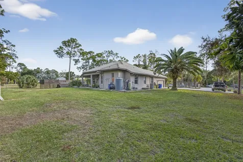 16107 86th Street Loxahatchee FL 33470