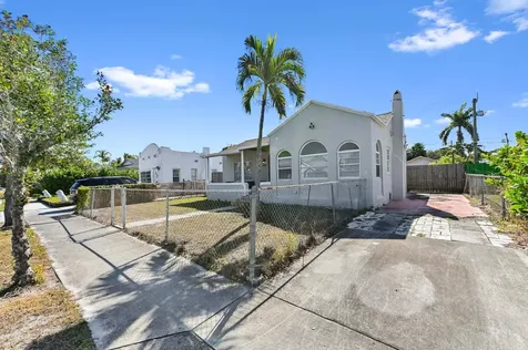 444 Monroe Drive West Palm Beach FL 33405