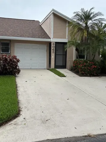 8065 Springtree Road Boca Raton FL 33496