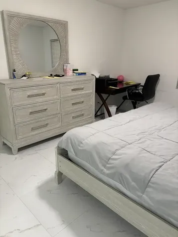 8065 Springtree Road Boca Raton FL 33496