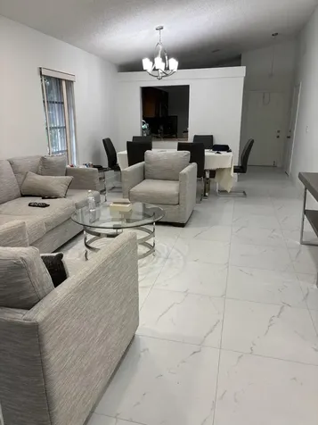 8065 Springtree Road Boca Raton FL 33496