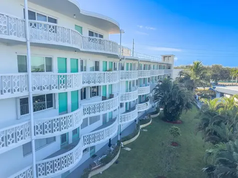 2381 Sunset Avenue Lake Worth Beach FL 33461