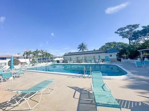 2381 Sunset Avenue Lake Worth Beach FL 33461