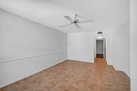5280 N Ocean Drive Riviera Beach FL 33404