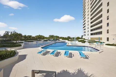 5280 N Ocean Drive Riviera Beach FL 33404
