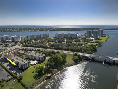 308 Golfview Road North Palm Beach FL 33408