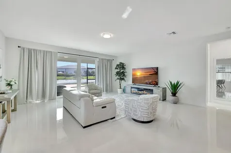 11845 SW Poseidon Way Port Saint Lucie FL 34987