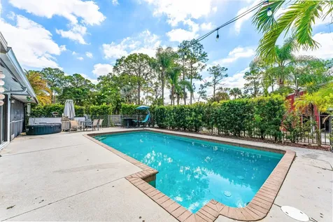 14936 22nd Road Loxahatchee Groves FL 33470