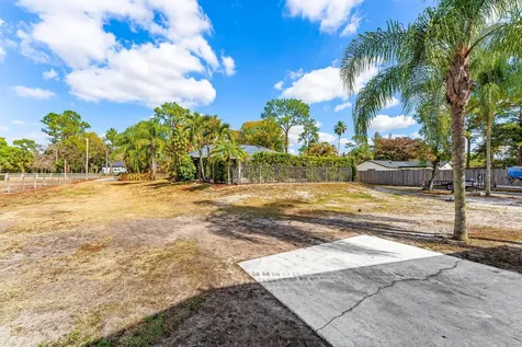 14936 22nd Road Loxahatchee Groves FL 33470