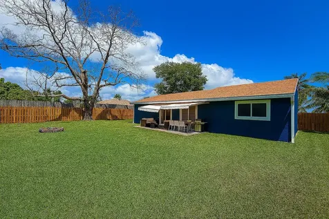 2055 Se West Dunbrooke Circle Port Saint Lucie FL 34952