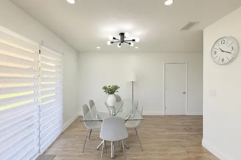 2055 Se West Dunbrooke Circle Port Saint Lucie FL 34952