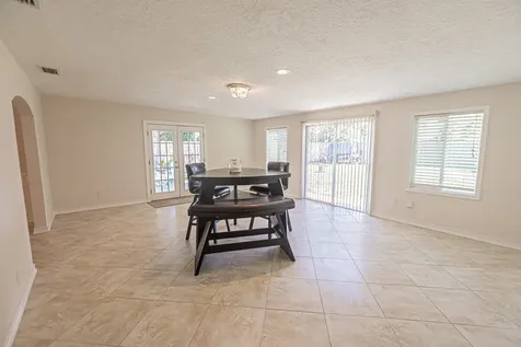 471 Se Lamon Lane Port Saint Lucie FL 34983
