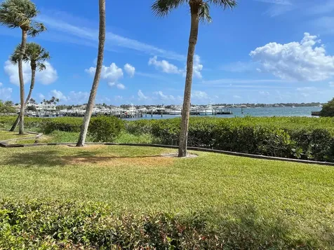 1660 Twelve Oaks Way North Palm Beach FL 33408