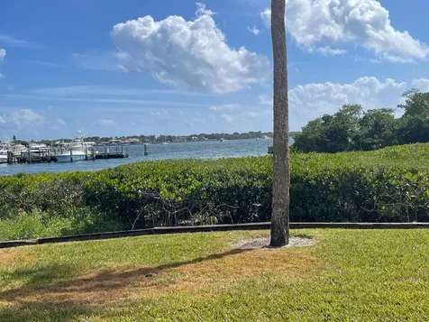 1660 Twelve Oaks Way North Palm Beach FL 33408