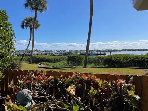 1660 Twelve Oaks Way North Palm Beach FL 33408