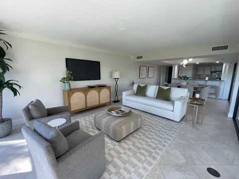 1660 Twelve Oaks Way North Palm Beach FL 33408