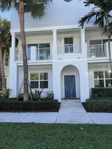 1241 Via De Fossi Boynton Beach FL 33426