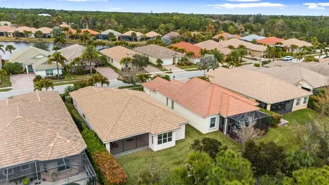 1652 Nw Old Oak Terrace Jensen Beach FL 34957