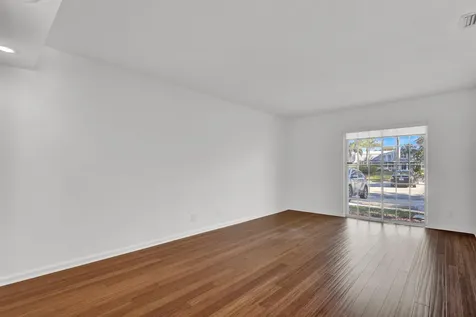803 Vision Terrace Palm Beach Gardens FL 33418