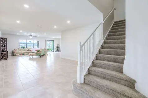 744 Se Villandry Way Port Saint Lucie FL 34983
