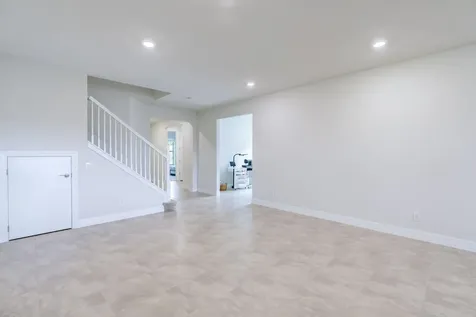 744 Se Villandry Way Port Saint Lucie FL 34983
