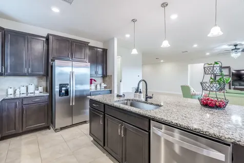 744 Se Villandry Way Port Saint Lucie FL 34983