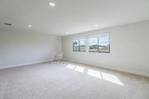 744 Se Villandry Way Port Saint Lucie FL 34983