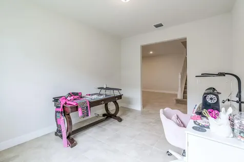 744 Se Villandry Way Port Saint Lucie FL 34983