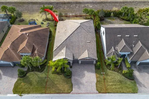 744 Se Villandry Way Port Saint Lucie FL 34983