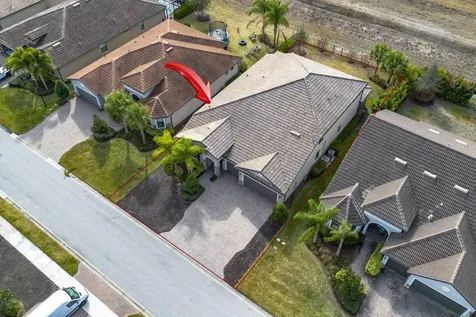 744 Se Villandry Way Port Saint Lucie FL 34983