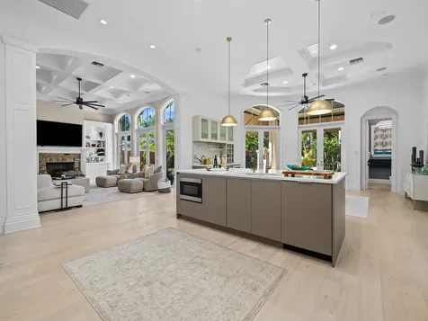 1025 Vista Del Mar Drive Delray Beach FL 33483