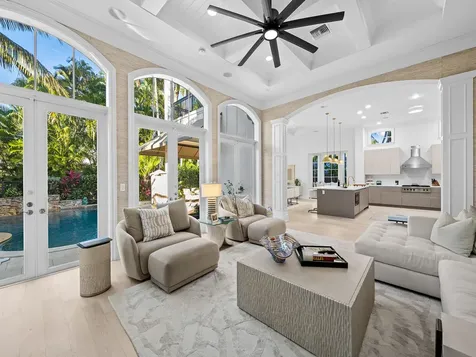 1025 Vista Del Mar Drive Delray Beach FL 33483