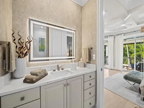 1025 Vista Del Mar Drive Delray Beach FL 33483