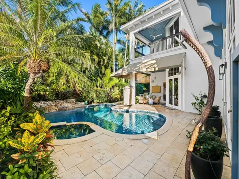 1025 Vista Del Mar Drive Delray Beach FL 33483