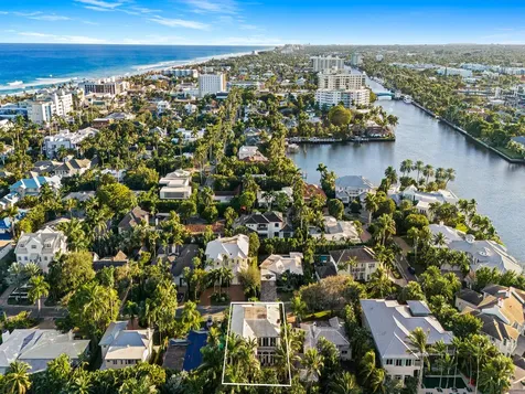 1025 Vista Del Mar Drive Delray Beach FL 33483