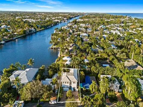 1025 Vista Del Mar Drive Delray Beach FL 33483