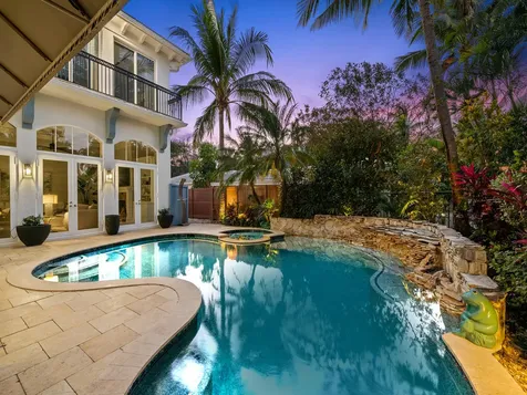 1025 Vista Del Mar Drive Delray Beach FL 33483