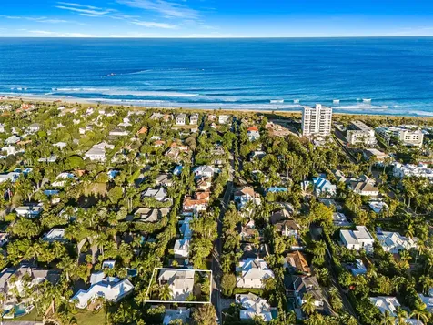 1025 Vista Del Mar Drive Delray Beach FL 33483
