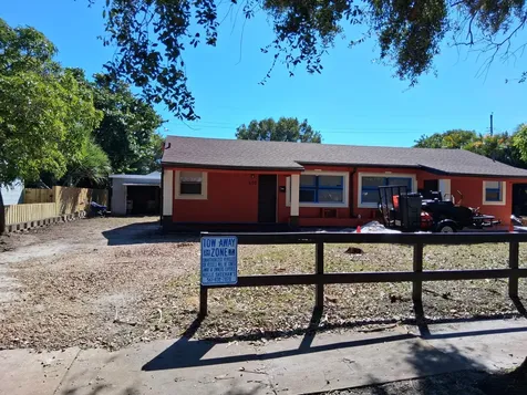 520 52nd Street West Palm Beach FL 33407