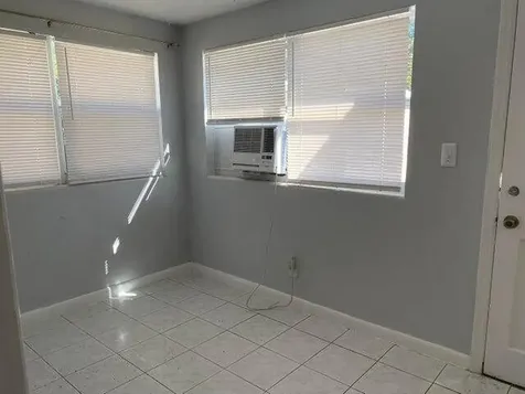 520 52nd Street West Palm Beach FL 33407