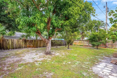 1017 Hansen Street West Palm Beach FL 33405