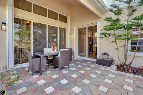12 Brighton Court Palm Beach Gardens FL 33418