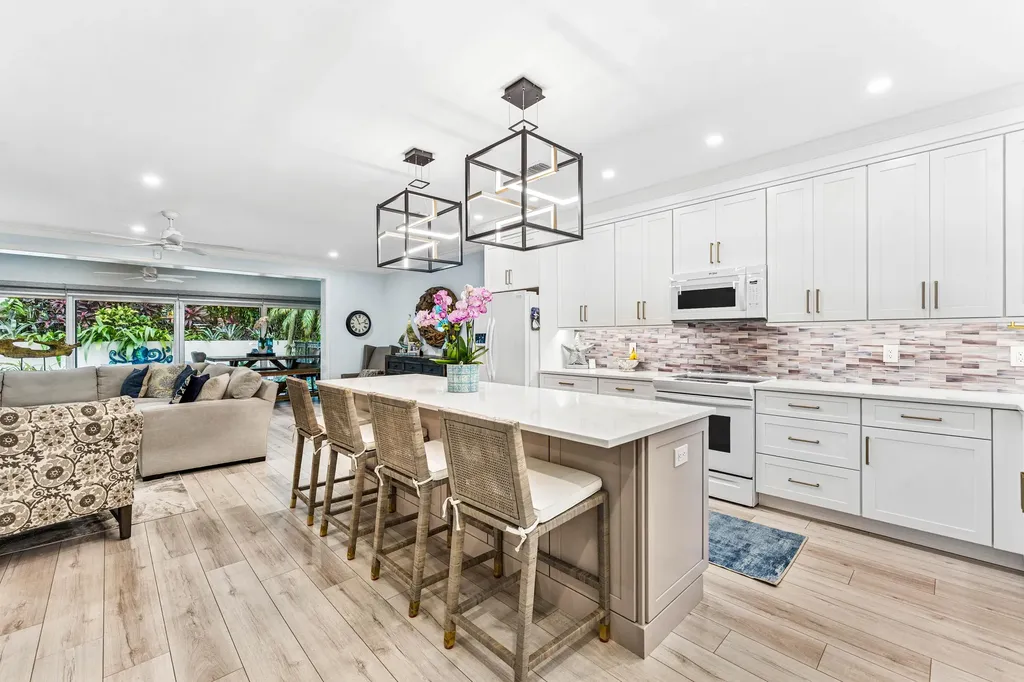 1278 George Bush Boulevard Delray Beach FL 33483