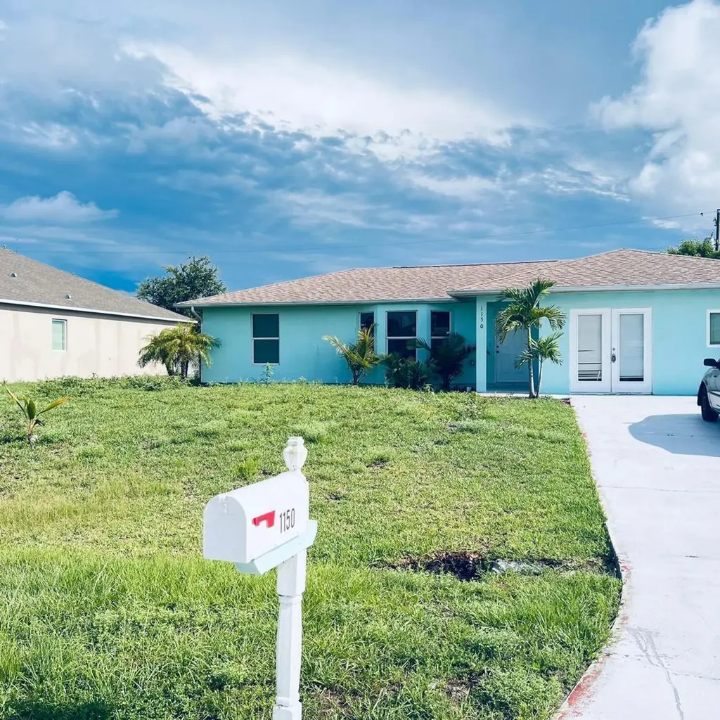 1150 Sw Haleyberry Avenue Port Saint Lucie FL 34953